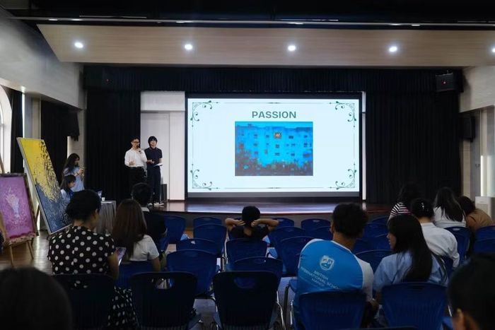 Chamellia giúp học sinh vùng cao tiếp cận tri thức.