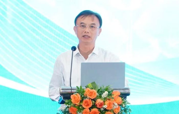 Ông Nguyễn Viết Lộc, Phó Bí thư Đảng ủy Bộ GD&ĐT phát biểu tại Hội nghị.