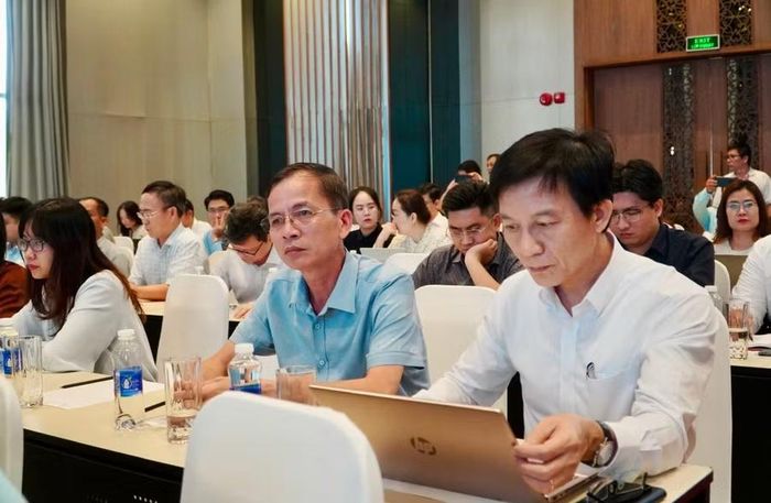 Các đại biểu tham dự Hội nghị.