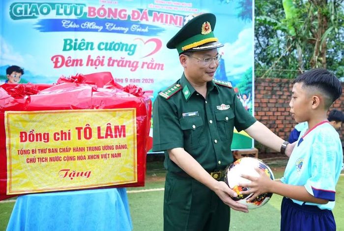 Tết Trung thu học sinh vùng biên Gia Lai năm nay ý nghĩa hơn khi có trường mới và những phần quà ý nghĩa.