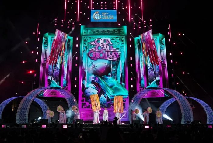 Một tiết mục trong khuôn khổ Festival Thăng Long - Hà Nội lần thứ II năm 2026. (Ảnh: Đạt Nguyễn)