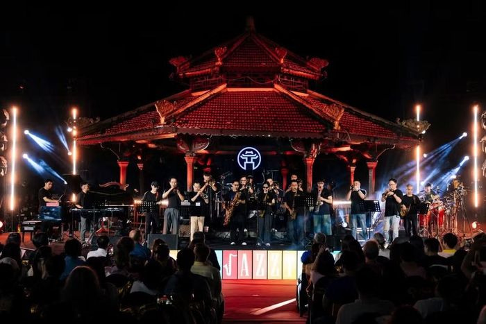 Không gian Nhà Bát Giác trong đêm bế mạc Liên hoan nhạc Jazz quốc tế Hà Nội - Hanoi Jazztival 2026. Ảnh: BTC.