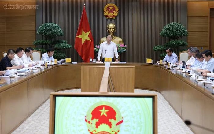 Phó Thủ tướng Thường trực Phạm Gia Túc chủ trì họp về tháo gỡ vướng mắc thanh toán một số dự án BT tại Khu đô thị mới Thủ Thiêm (TPHCM) - Ảnh: CP