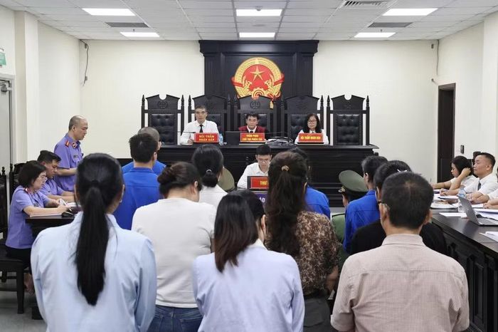 Hơn 12.000 tỷ đồng đã bị vận chuyển trái phép qua biên giới. Hoàng Huy