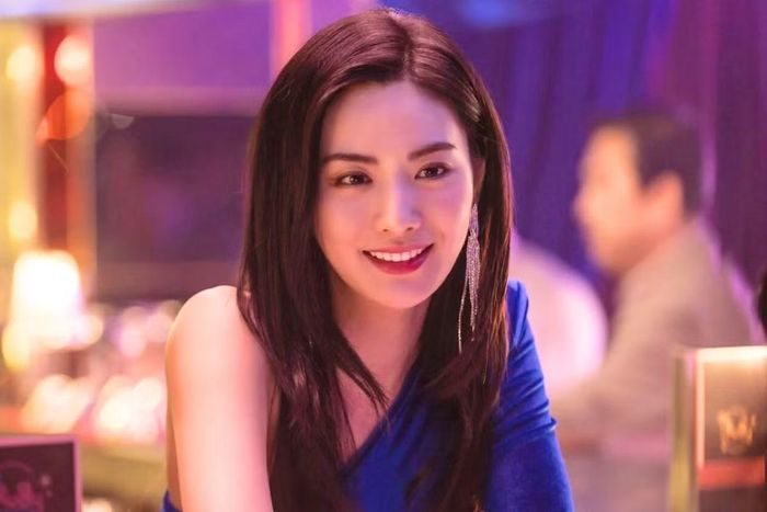 Không ít người tiếc nuối nhan sắc Nana, chỉ trích cô vì làm diễn viên nhưng lại lạm dụng dao kéo.