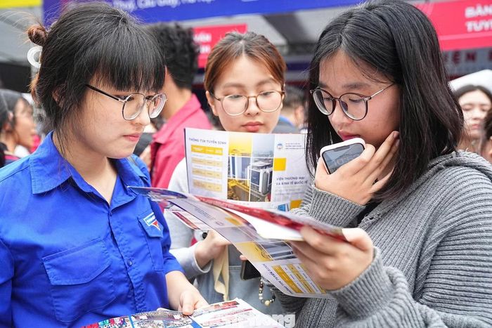 Thí sinh tại ngày hội tuyển sinh năm 2026. Ảnh: Duy Phạm