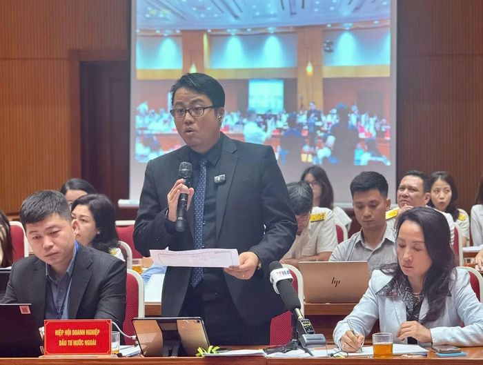 Đại diện doanh nghiệp nêu kiến nghị. Ảnh: Việt Linh.