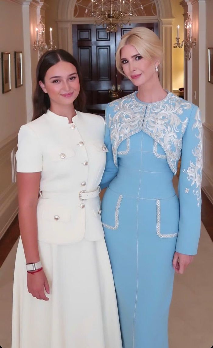 Ivanka chia sẻ ảnh chụp lên trang cá nhân.
