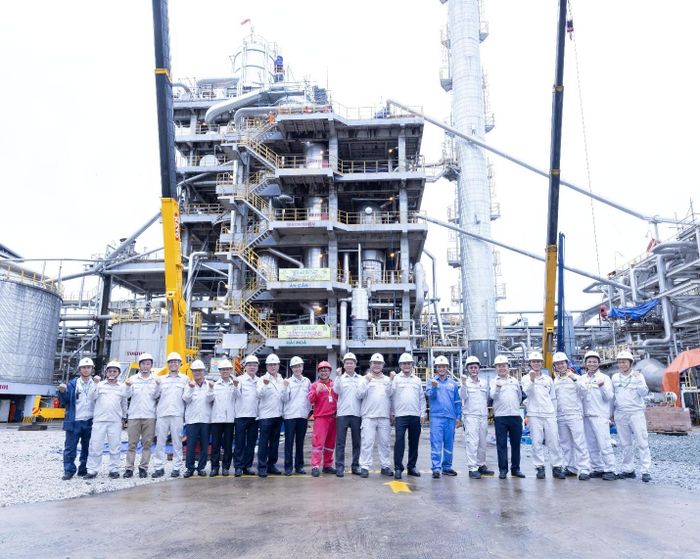 Đội ngũ CBCNV Nhà máy, các đơn vị, nhà thầu và lực lượng hỗ trợ đồng lòng, quyết tâm hoàn thành đợt BDTT 2026.