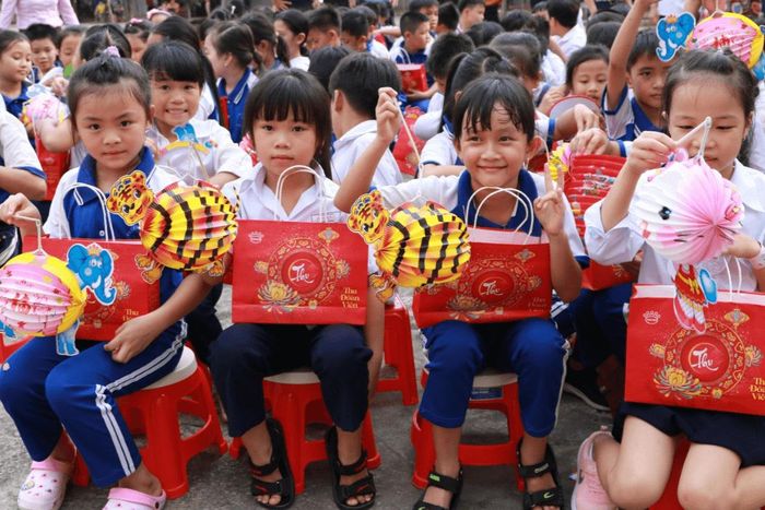 Thời tiết dịp Trung thu 2026 có mưa dông ở nhiều khu vực, trong khi Hà Nội và Bắc Bộ ngày nắng. (Ảnh minh họa).