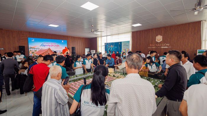  Khách tham dự tại sự kiện khai trương các tiện ích Khu đô thị Bắc Sài Gòn.