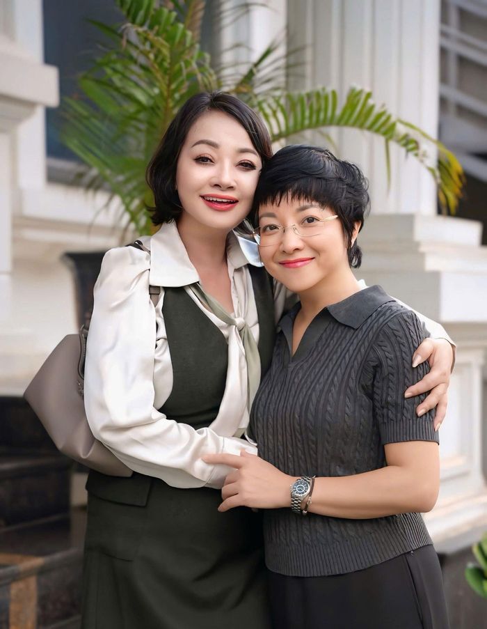 Cặp đôi thân thiết MC Thảo Vân - nghệ sĩ Trà My.