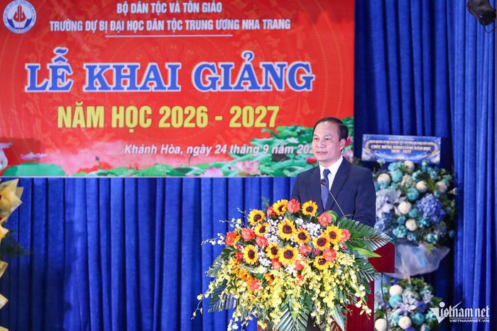 Ông Lê Phú Thắng, Hiệu trưởng Trường Dự bị Đại học Dân tộc Trung ương Nha Trang. Ảnh: Xuân Ngọc