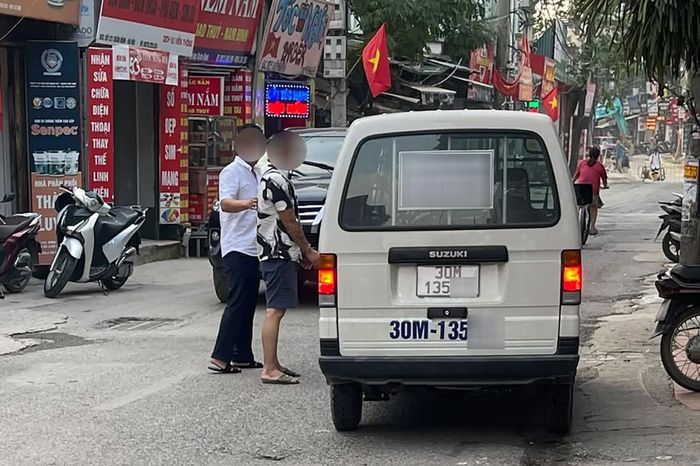 Công an dựng lại hiện trường vụ việc. Ảnh: CACC