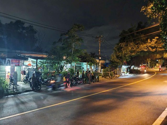 Trong tối 24/9, cơ quan công an vẫn phong toả hiện trường.