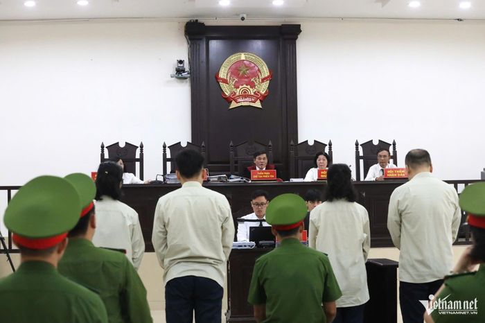 HĐXX tuyên án đối với các bị cáo.