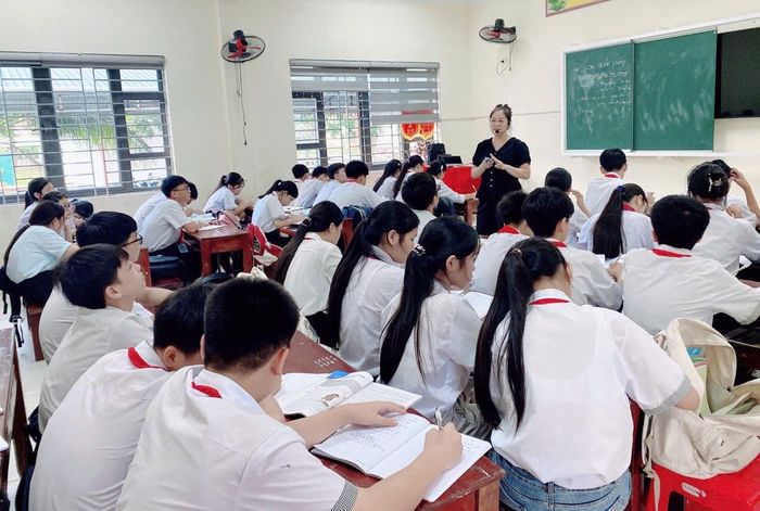Học sinh được bố trí học tạm ở địa điểm khác. Anh: CTV
