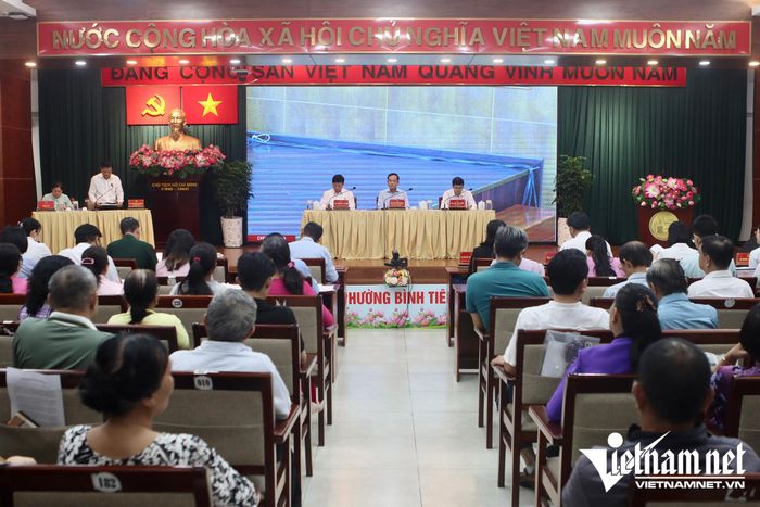 Toàn cảnh buổi tiếp xúc cử tri chiều 24/9