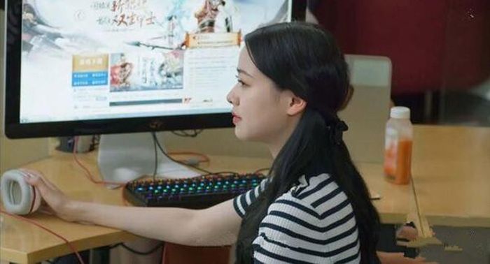 Nhân vật Bối Vy Vy sau khi thay bằng gương mặt của diễn viên Vương Chu Duyệt. Ảnh: 163 