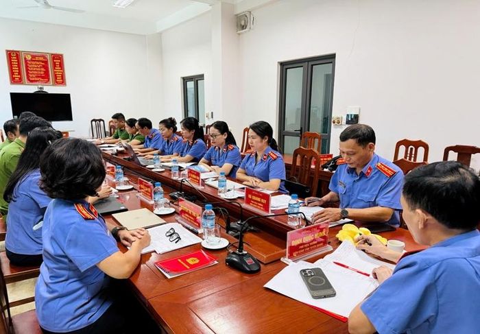 Đoàn kiểm sát đã trao đổi, yêu cầu Công an các xã, phường nghiêm túc khắc phục những tồn tại, thiếu sót được chỉ ra.