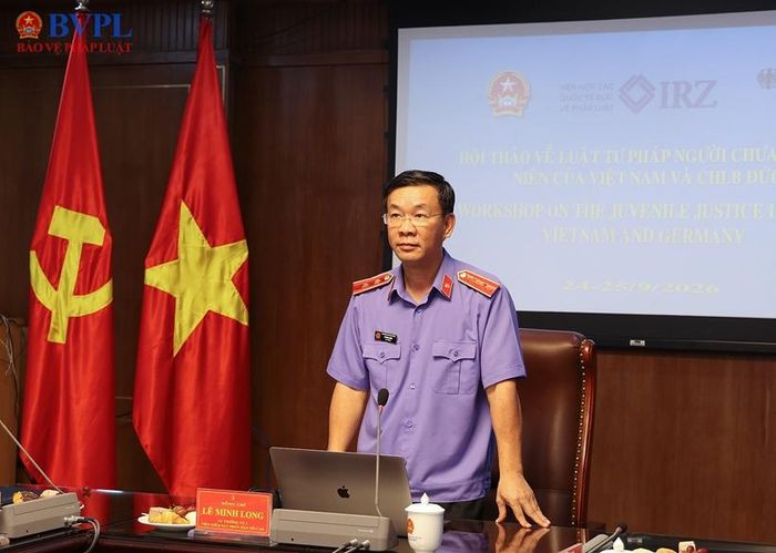  Đồng chí Lê Minh Long, Vụ trưởng 2, VKSND tối cao phát biểu tại Hội thảo.
