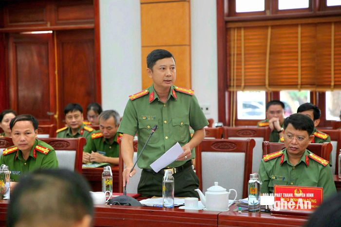 Đại biểu phát biểu tại hội nghị.