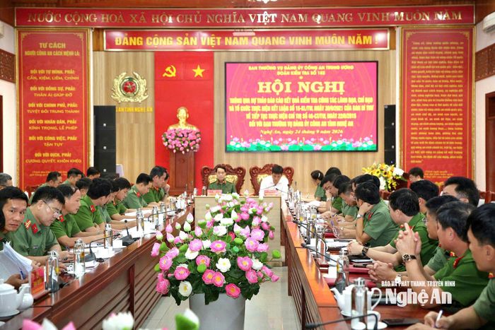 Toàn cảnh hội nghị.