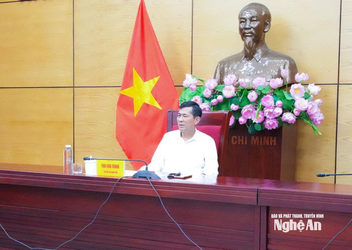 Đồng chí Thái Văn Thành – Ủy viên Ban Chấp hành Đảng bộ tỉnh, Phó Chủ tịch UBND tỉnh chủ trì tại điểm cầu Nghệ An. Ảnh: Mai Hoa