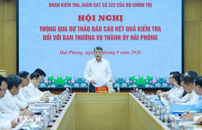 Hội nghị thông qua dự thảo Báo cáo kết quả kiểm tra, giám sát đối với Ban Thường vụ Thành ủy Hải Phòng. (Ảnh: Dương Giang/TTXVN)