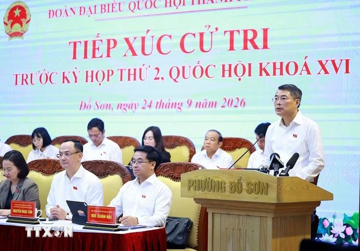Thủ tướng Lê Minh Hưng phát biểu tại buổi tiếp xúc cử tri thành phố Hải Phòng trước Kỳ họp thứ hai Quốc hội khoá XVI. (Ảnh: Dương Giang/TTXVN)