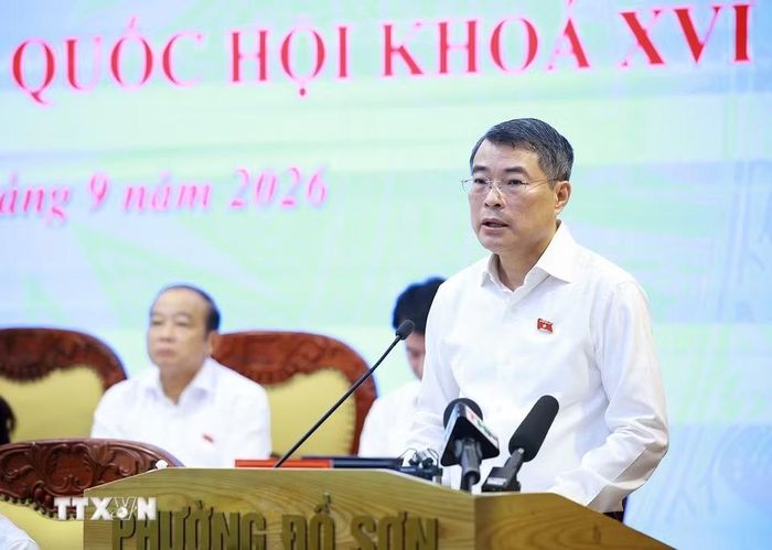 Thủ tướng Lê Minh Hưng phát biểu tại buổi tiếp xúc cử tri thành phố Hải Phòng trước Kỳ họp thứ hai Quốc hội khoá XVI. (Ảnh: Dương Giang/TTXVN)