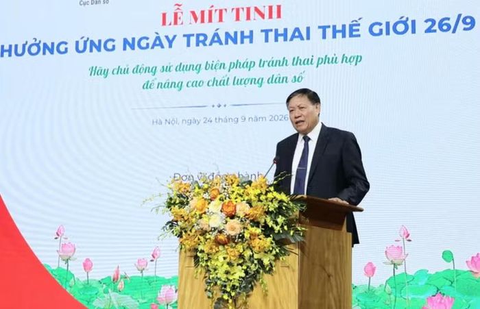 Thứ trưởng Bộ Y tế Đỗ Xuân Tuyên phát biểu tại buổi lễ. (Ảnh: PV/Vietnam+)