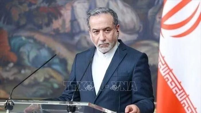 Ngoại trưởng Iran Abbas Araghchi trong cuộc họp báo bên lề Hội nghị thượng đỉnh Nhóm các nền kinh tế mới nổi (BRICS) tại Ấn Độ. Ảnh: IRNA/TTXVN phát