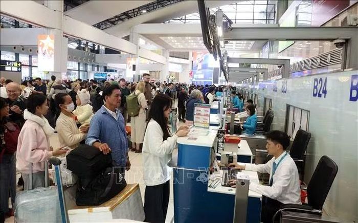 Đề xuất quy định ngưỡng nợ thuế khi áp dụng tạm hoãn xuất cảnh. Ảnh minh họa: Quốc Khánh/TTXVN