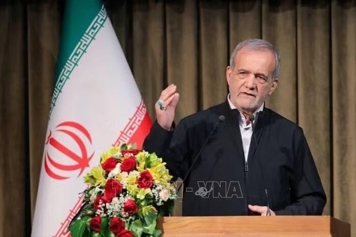 Tổng thống Iran Masoud Pezeshkian. Ảnh: IRNA/TTXVN