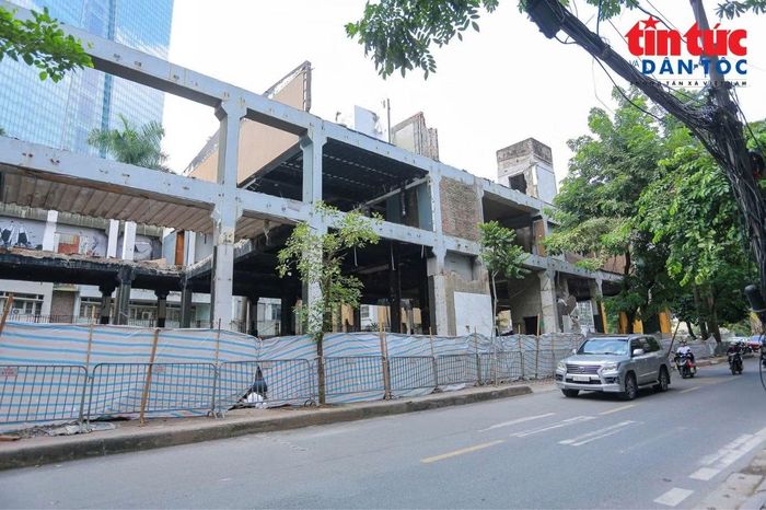 Dự án xây dựng mở rộng đường Phan Kế Bính nằm trên địa bàn phường Giảng Võ và phường Ngọc Hà (Hà Nội), có tổng diện tích đất cần thu hồi hơn 6.500 m².