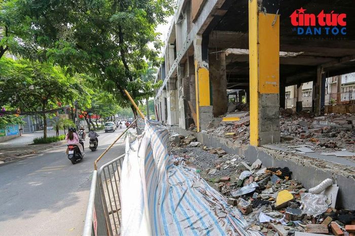 Thông tin với phóng viên, ông Cồ Như Dũng, Chủ tịch UBND phường Giảng Võ, cho biết phường đã bàn giao mặt bằng cho chủ đầu tư để tiếp nhận, chuẩn bị triển khai thi công dự án trong quý IV/2026.