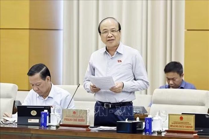 Chủ nhiệm Ủy ban Pháp luật và Tư pháp của Quốc hội Phan Chí Hiếu phát biểu. Ảnh: Doãn Tấn/TTXVN