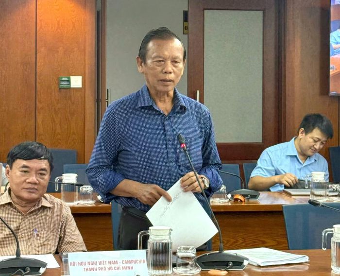 Phó Chủ tịch Thường trực Hội Hữu nghị Việt Nam - Campuchia Nguyễn Văn Triệu thông tin về cuộc vận động viết về tình hữu nghị Việt Nam - Campuchia.