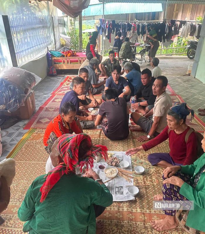 32 hộ dân bản Huồi Pai được di dời đến nơi an toàn. Ảnh Y.N. 