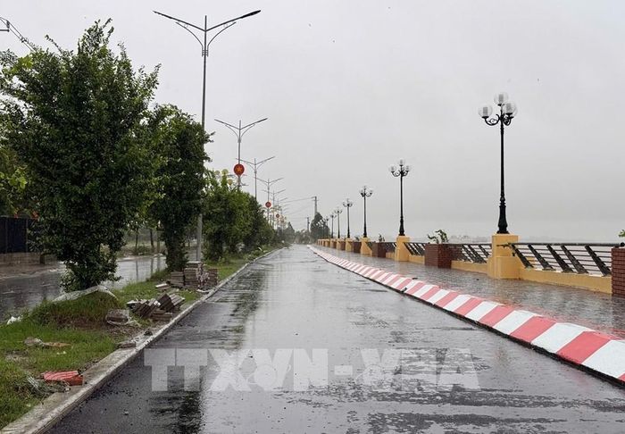 Dự án kè Thường Thới Tiền trên địa bàn xã Thường Phước, tỉnh Đồng Tháp đã xây dựng hoàn thành. Ảnh: Nhựt An - TTXVN