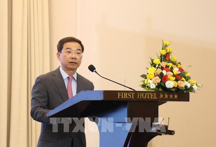 Ông Nguyễn Trường Sơn, Phó Cục trưởng Cục Quản lý đê điều và Phòng, chống thiên tai, phát biểu tại Hội thảo. Ảnh: Hồng Đạt - TTXVN