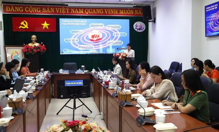 Quang cảnh hội nghị