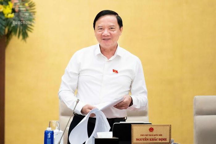 Phó Chủ tịch Quốc hội Nguyễn Khắc Định cho ý kiến hoàn thiện dự án Luật. Ảnh: Vũ Hiếu