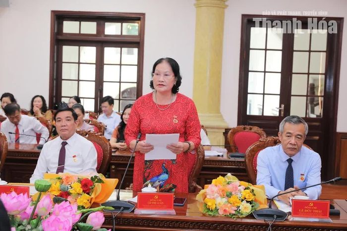Đồng chí Lô Thị Luân phát biểu tại buổi lễ.