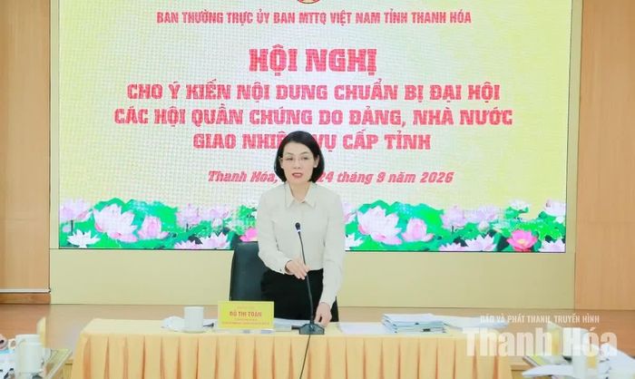Phó Chủ tịch Thường trực Ủy ban MTTQ tỉnh Đỗ Thị Toán phát biểu tại hội nghị.