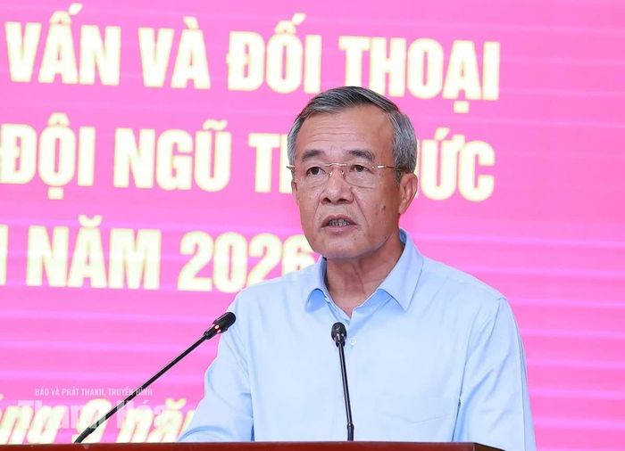 Bí thư Tỉnh ủy Lê Đức Thái phát biểu kết luận hội nghị.