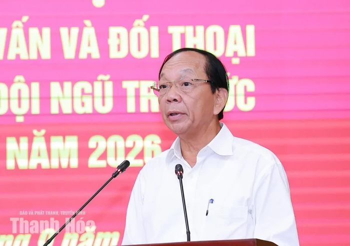 Chủ tịch Liên hiệp các Hội Khoa học và Kỹ thuật tỉnh Nguyễn Văn Phát phát biểu tại hội nghị.