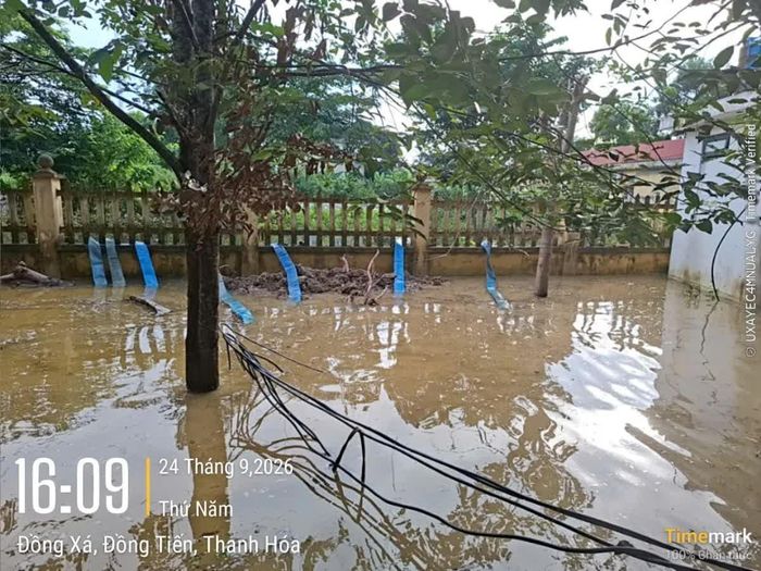 Mặc dù địa phương chỉ đạo Trạm bơm B4-10 bơm thoát nước liên tục nhưng do máy bơm cũ, công suất nhỏ nên không thể giải quyết được tình trạng ngập tại đây.