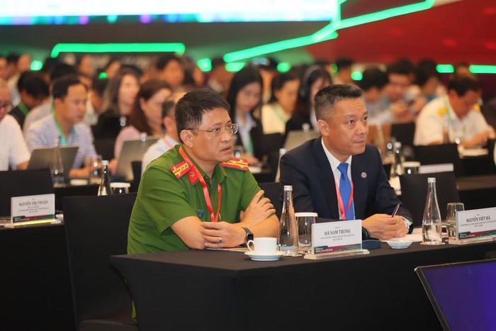 Đại diện Bộ, ban ngành và các tổ chức quốc tế tham dự hội thảo. Ảnh: BTC